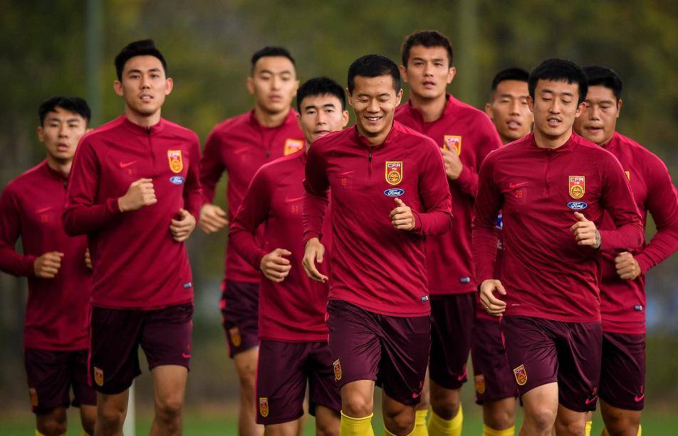 徐彬刚在中超坐稳主力!就被传闻要离队留洋,球迷推荐他去德甲